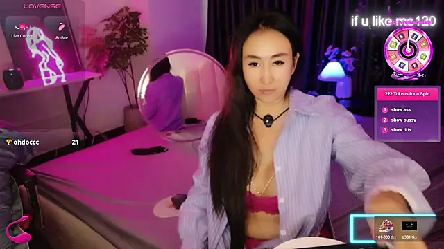XXX chat uživo modela JustAngel77