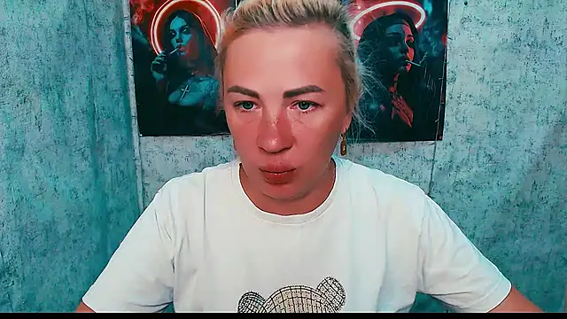 EmmaCat_ XXX чат на живо