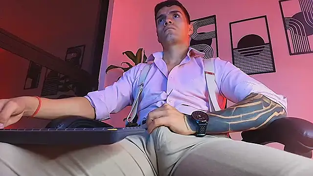 ALPHA_DOMINUS_ – Naživo XXX chat