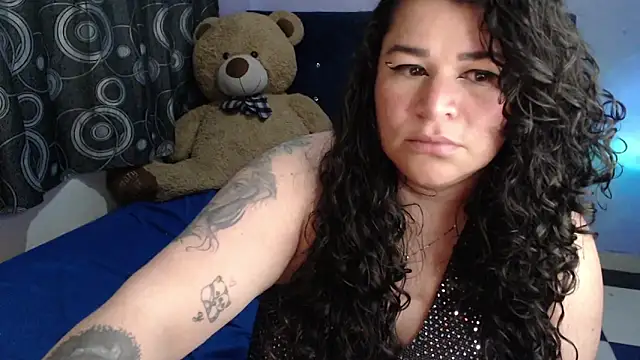 ANGELIQUE_KLANE's Live XXX Chat