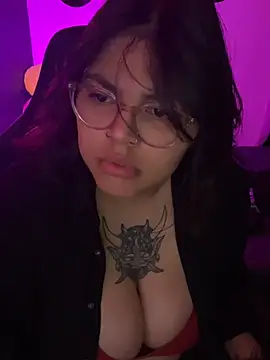 miacanela_xo Adlı Modelin Canlı XXX Sohbeti