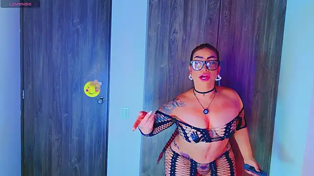 macasweet Adlı Modelin Canlı XXX Sohbeti