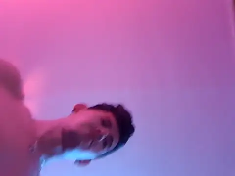 cheekyboyx 现场XXX聊天