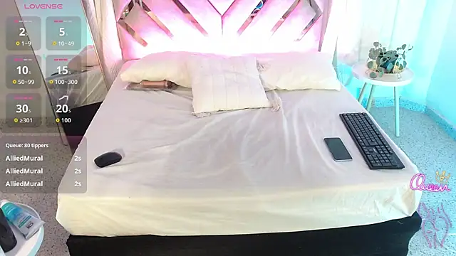MilaMonroeX Live XXX-Chat