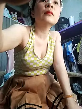 Ivy_Trix2 élő XXX-chatje