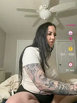 altravenn's Live XXX Chat