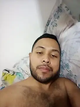 Show modela adriloga95 na web-kameri