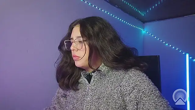 Pao_Ly Adlı Modelin Canlı XXX Sohbeti