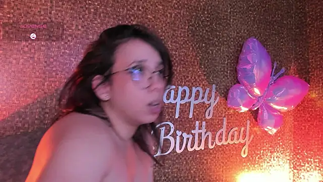 Apartment28 Chat XXX live