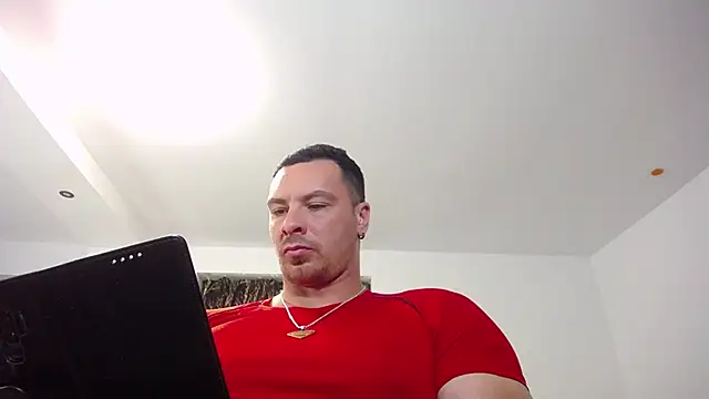 MasterAj69_ Adlı Modelin Canlı XXX Sohbeti