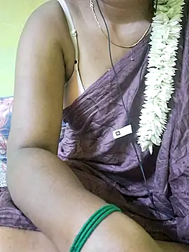 XXX chat uživo modela tamil_kanaka