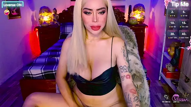 Show de _QueenGoddess_ na webcam