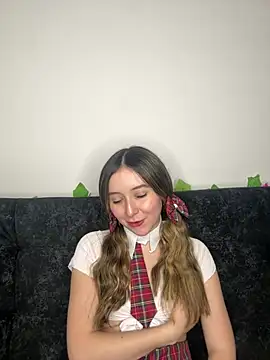 Sarisloves Chat XXX live