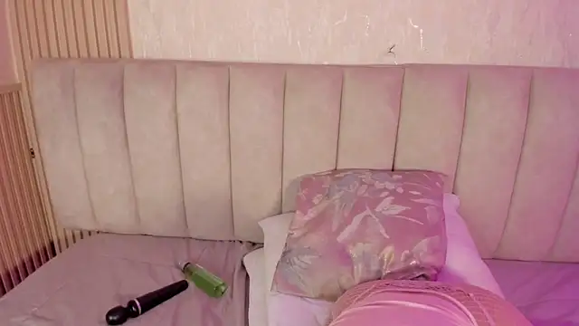 julimonroe_ 即時 XXX 聊天