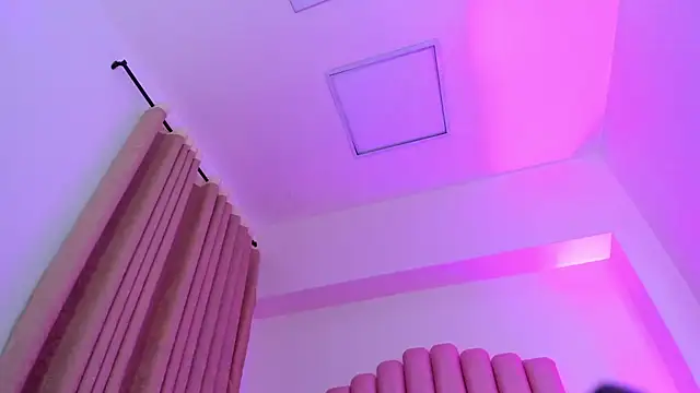 Lana_fox01's Live XXX Chat