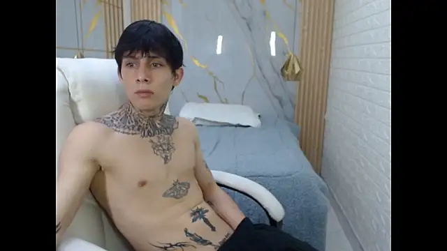 Cry_thereal Live XXX-Chat