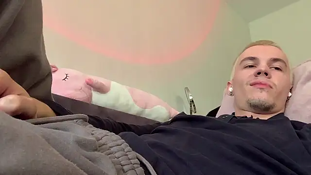 XXX chat uživo modela Jeremy1Scott