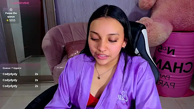 lia_harper_t 即時 XXX 聊天