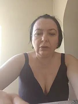 Онлайн чат XXX EmmaEmmy40