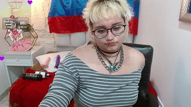 Echypyon_ Chat XXX in diretta