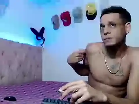 Brendt_Hotx: απευθείας συνομιλία ΧΧΧ
