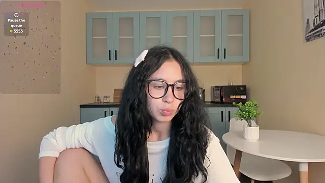 Chat +18 de GiovannaAntonelli ao vivo