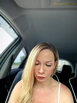 Živý XXX chat LavenderHot