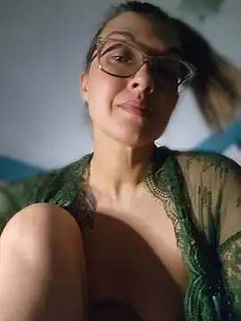 NicolePearl Adlı Modelin Canlı XXX Sohbeti