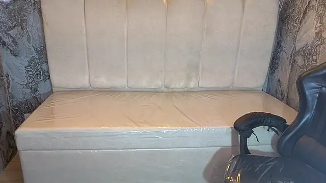 Živý XXX chat Adarasuri_v