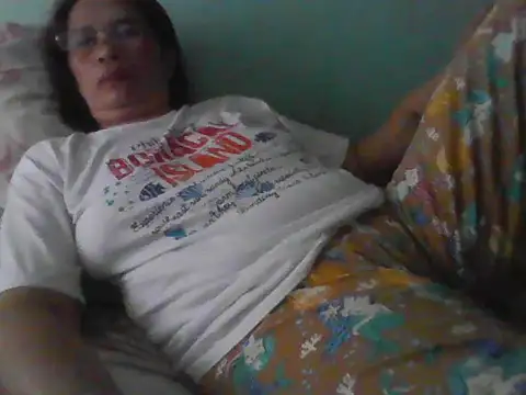 momshe2026 Live XXX Chat