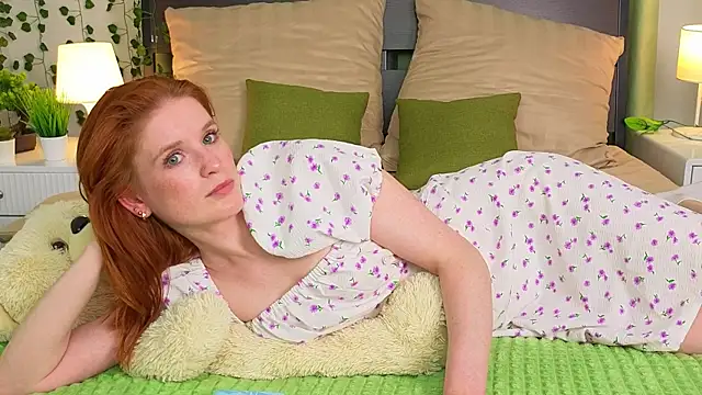 NinellSky's Live XXX Chat