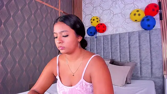 SofiiCruz live XXX chat