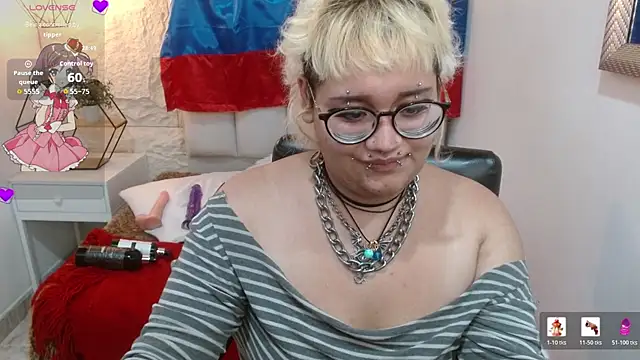 Echypyon_ Live XXX-Chat