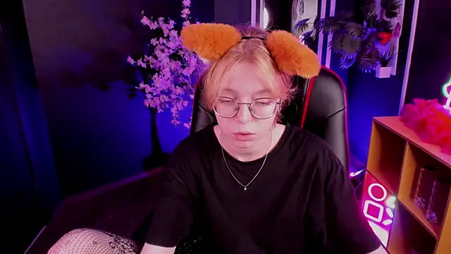 FoxxyyPolly 现场XXX聊天