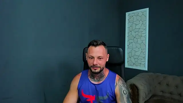 دردشة BrianHunts الجنسية المباشرة