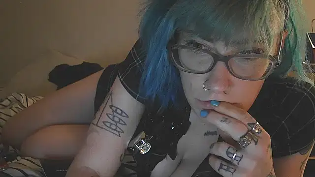 Czat XXX na żywo – Emily0903