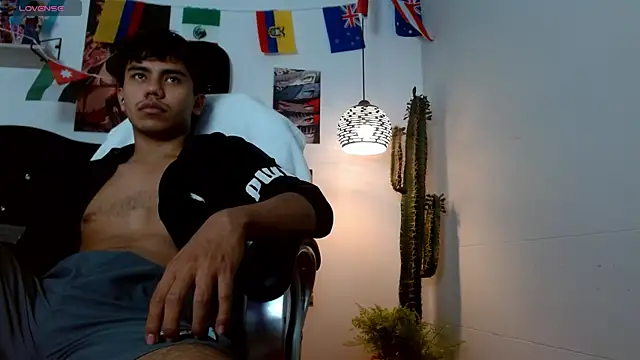 Chat +18 de Jack_Ryan26 ao vivo