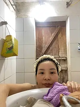 Ivy_Trix2 Chat XXX in diretta