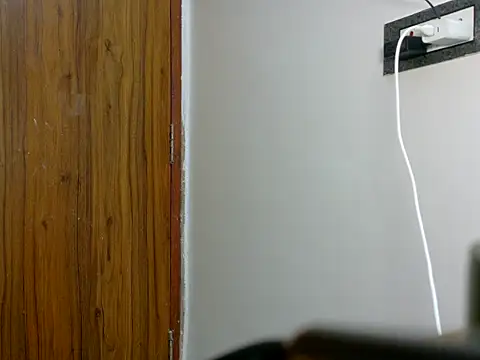 צ'אט XXX בשידור חי של Sizzling_Shanayaa