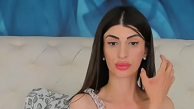 SkinnyDolly's Live XXX Chat