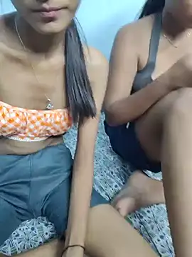 Chat +18 de Virgin_Girlss ao vivo