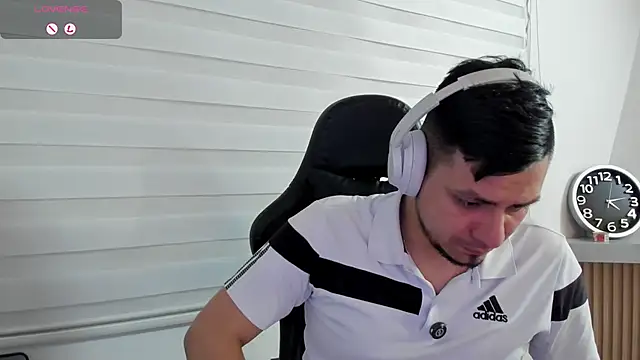 Živý XXX chat Rick_Adams