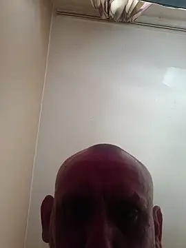 Tom4Womans Adlı Modelin Canlı XXX Sohbeti