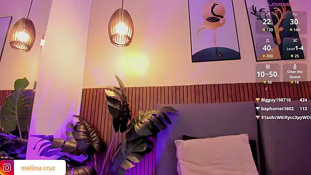 Chat XXX en directo de MelinaCruz