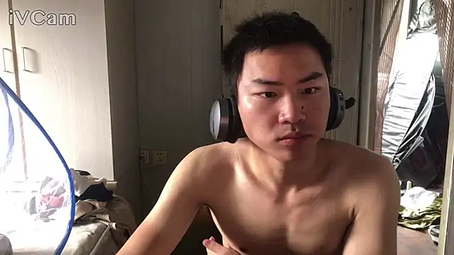 dyjdddttj 现场XXX聊天