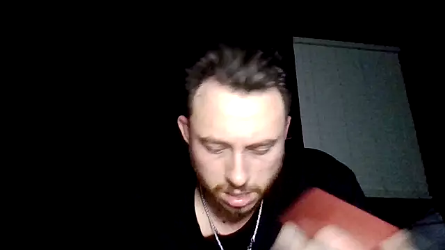 Mikecloudyhawk Chat XXX in diretta