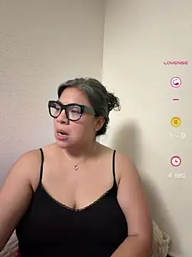 Živý XXX chat BettyWhispers
