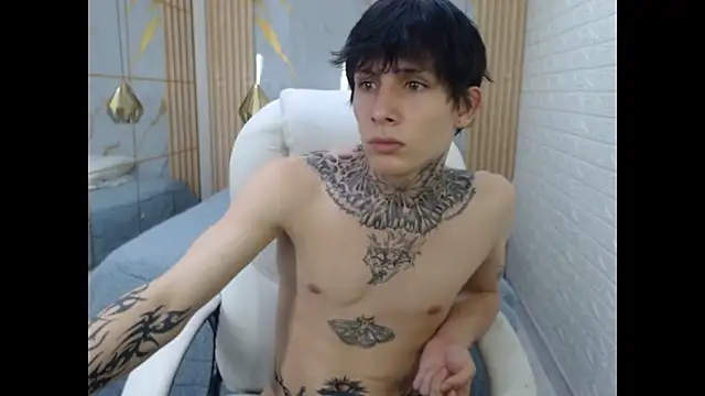 Cry_thereal Live XXX-Chat