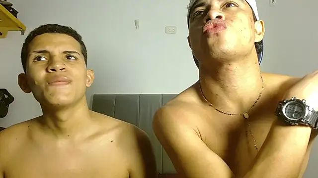 Онлайн чат XXX Jose_And_Daniel