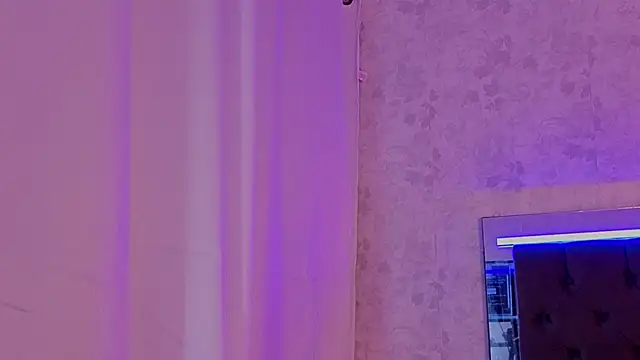 Živý XXX chat july_quinzel